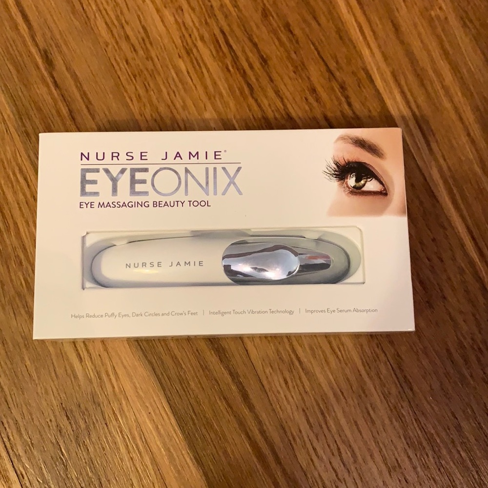 Nurse Jamie Eyeonix